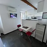 Petit Vue *
