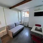 Petit Vue