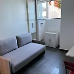 Petit Vue