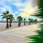 Petit Vue