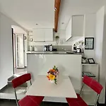 Petit Vue Apartman *